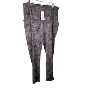 Chico's NEW Zenergy 3 So Slimming Suede Gray Paisley Pkt Legging Athleisure work